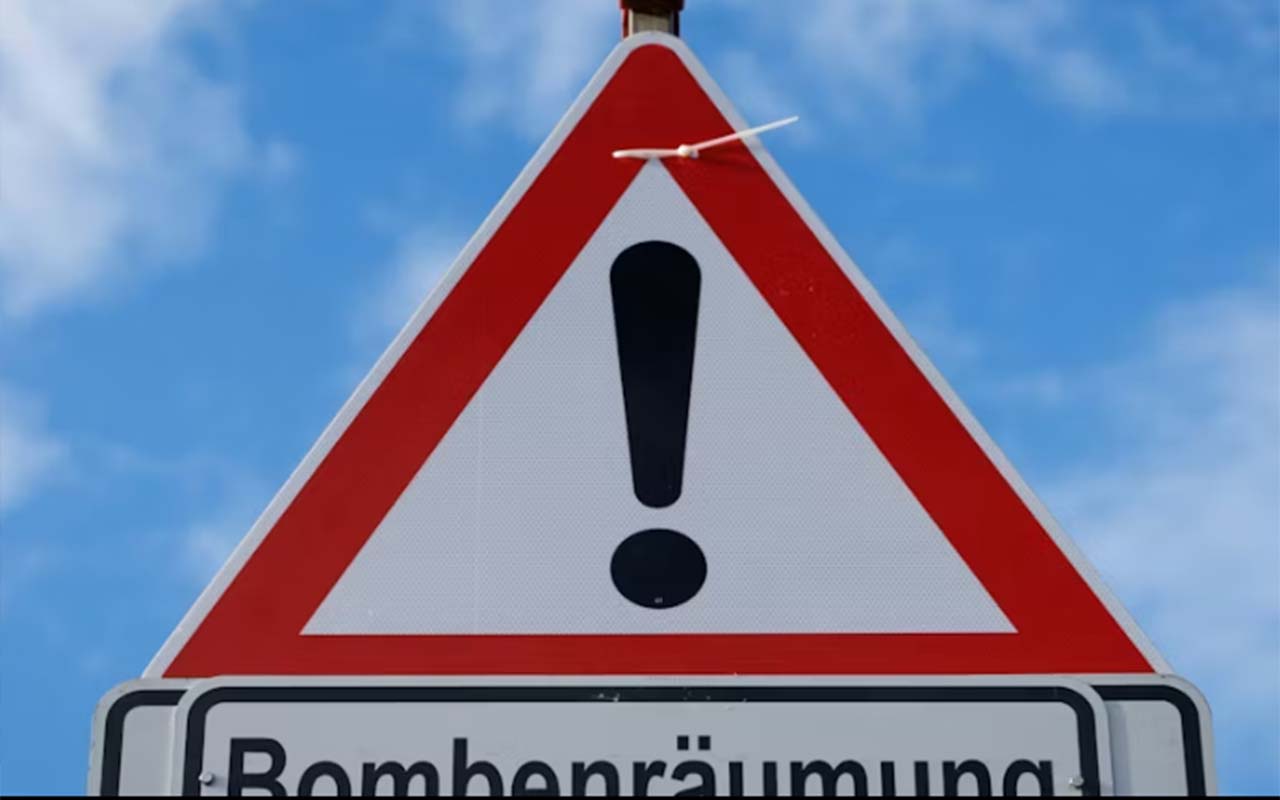 Aufatmen an der Förde: Weltkriegsbombe in Kiel erfolgreich entschärft – Ein logistischer Kraftakt endet