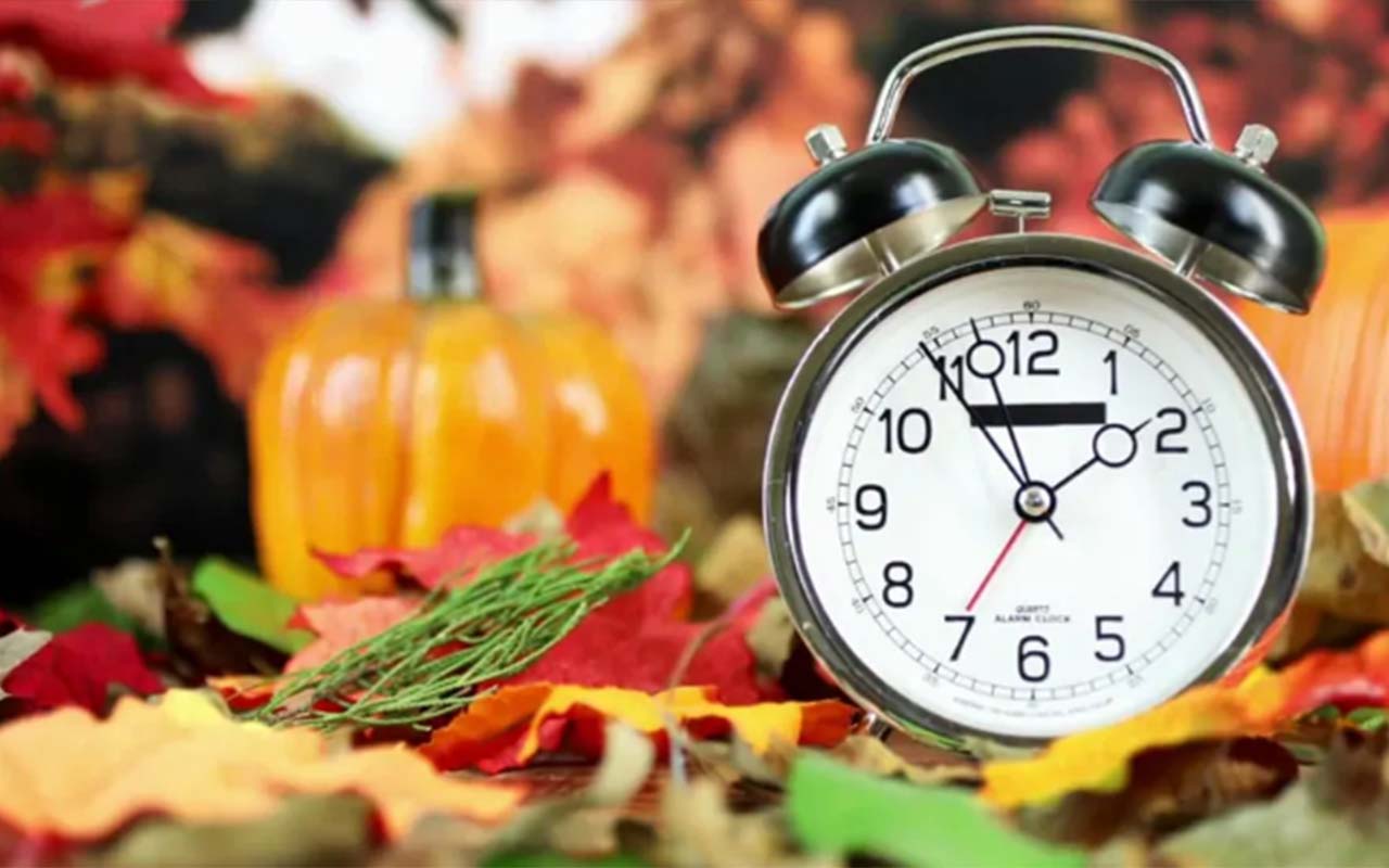 Der ewige Taktwechsel: Alles, was Sie zur Zeitumstellung auf die Sommerzeit 2026 wissen müssen